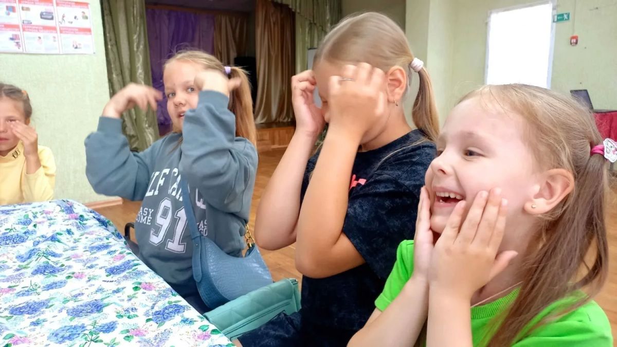 В Чермошнянском СДК ребята отправились в увлекательное путешествие по миру устного народного творчества