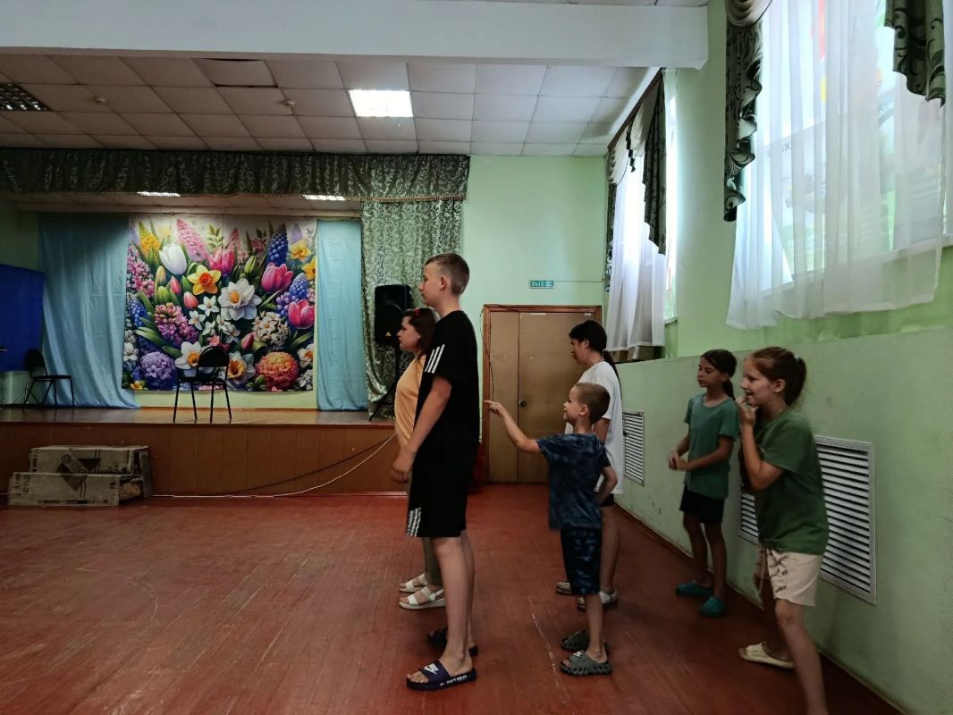 ЕДИНЫЙ ДЕНЬ ФОЛЬКЛОРА. Фольклор - это неиссякаемый источник народной мудрости ЕДИНЫЙ ДЕНЬ ФОЛЬКЛОРА. Фольклор - это неиссякаемый источник народной мудрости