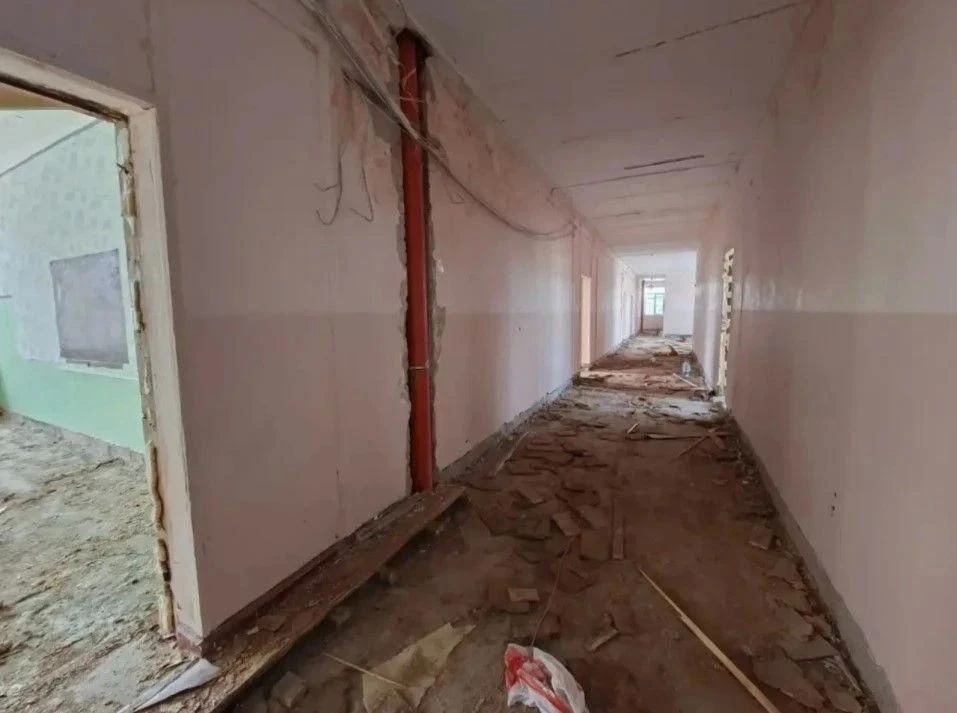 В школе № 31 продолжаются работы по капитальному ремонту В школе № 31 продолжаются работы по капитальному ремонту