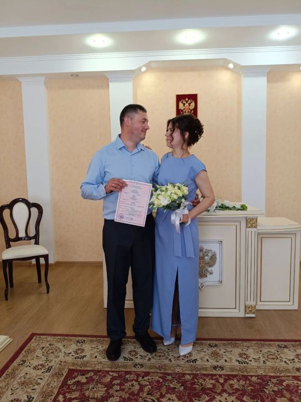 В отделе ЗАГС Фатежского района — радостное событие: на минувшей неделе свои судьбы соединили три пары В отделе ЗАГС Фатежского района — радостное событие: на минувшей неделе свои судьбы соединили три пары
