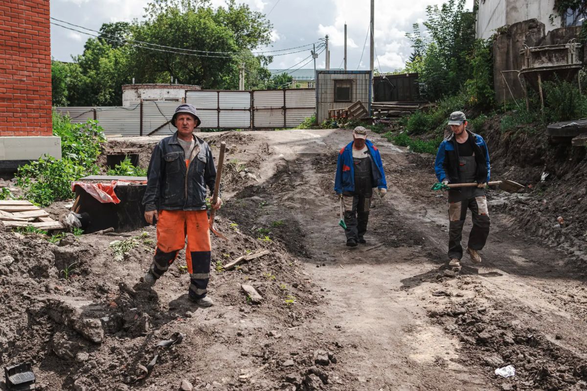 В Курске в Элеваторном проезде ведут строительство канализационной насосной станции (КНС) В Курске в Элеваторном проезде ведут строительство канализационной насосной станции (КНС)