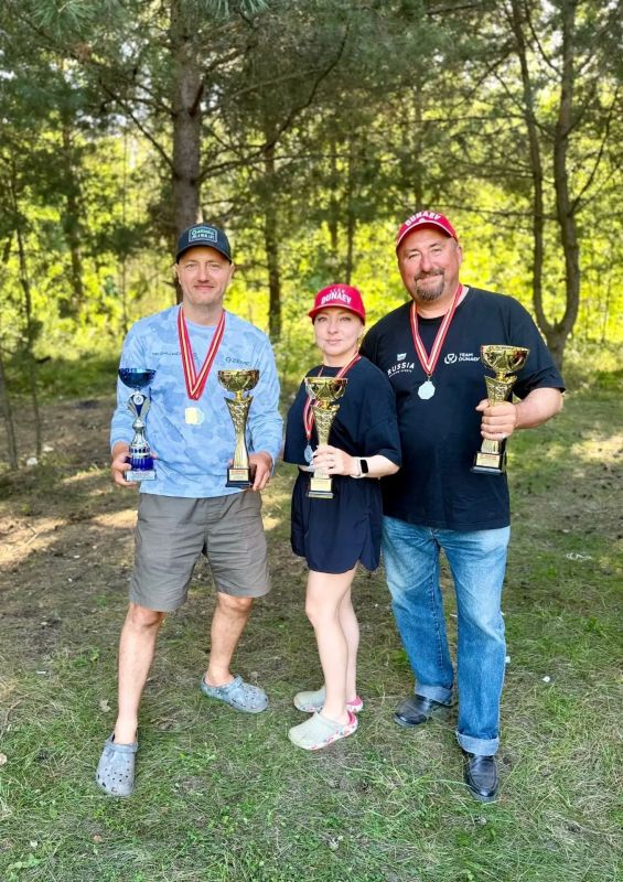 ЧЕМПИОНЫ ПО ЛОВЛЕ ДОННОЙ УДОЧКОЙ ЧЕМПИОНЫ ПО ЛОВЛЕ ДОННОЙ УДОЧКОЙ