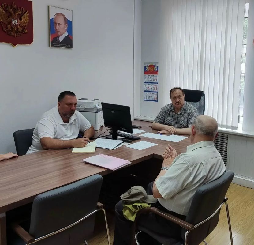 На этой неделе депутаты 7-го созыва провели целый ряд встреч с избирателями, где обсуждались проблемы ЖКХ, благоустройства, доступности социальных услуг и многое другое