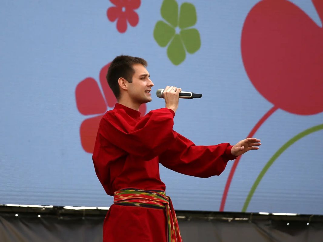Библиотекари напомнили курянам о мудрости веков