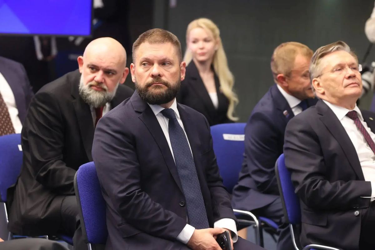 Более 3 млн. идей и предложений собрала партия от граждан для формирования Народной программы партии Единая Россия Более 3 млн. идей и предложений собрала партия от граждан для формирования Народной программы партии Единая Россия