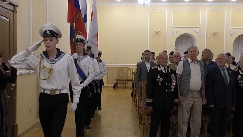 Курских моряков поздравили с грядущим Днём военно-морского флота