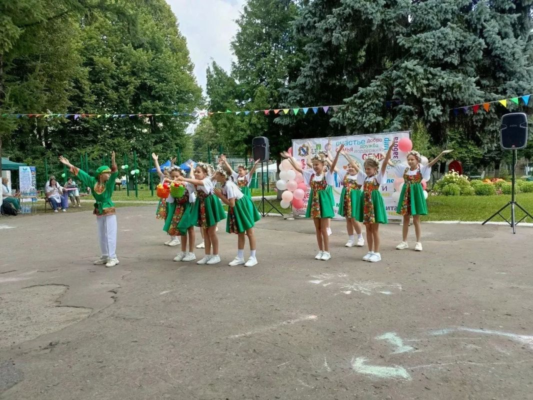 «Заботливый мир»: слёт, где слышат и помогают «Заботливый мир»: слёт, где слышат и помогают