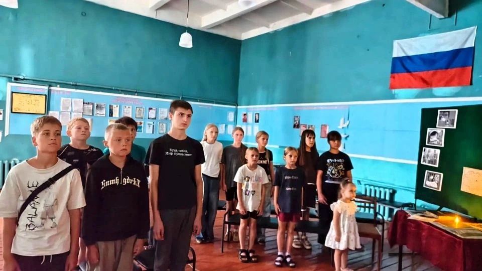 КУРСКАЯ ДУГА. В Ржавском СДК прошёл патриотический час, посвящённый боям Курской битвы, который длился 50 дней и ночей в период с 5 июля по 23 августа 1943 года - "Огненное лето 43-го" КУРСКАЯ ДУГА. В Ржавском СДК прошёл патриотический час, посвящённый боям Курской битвы, который длился 50 дней и ночей в период с 5 июля по 23 августа 1943 года - "Огненное лето 43-го"