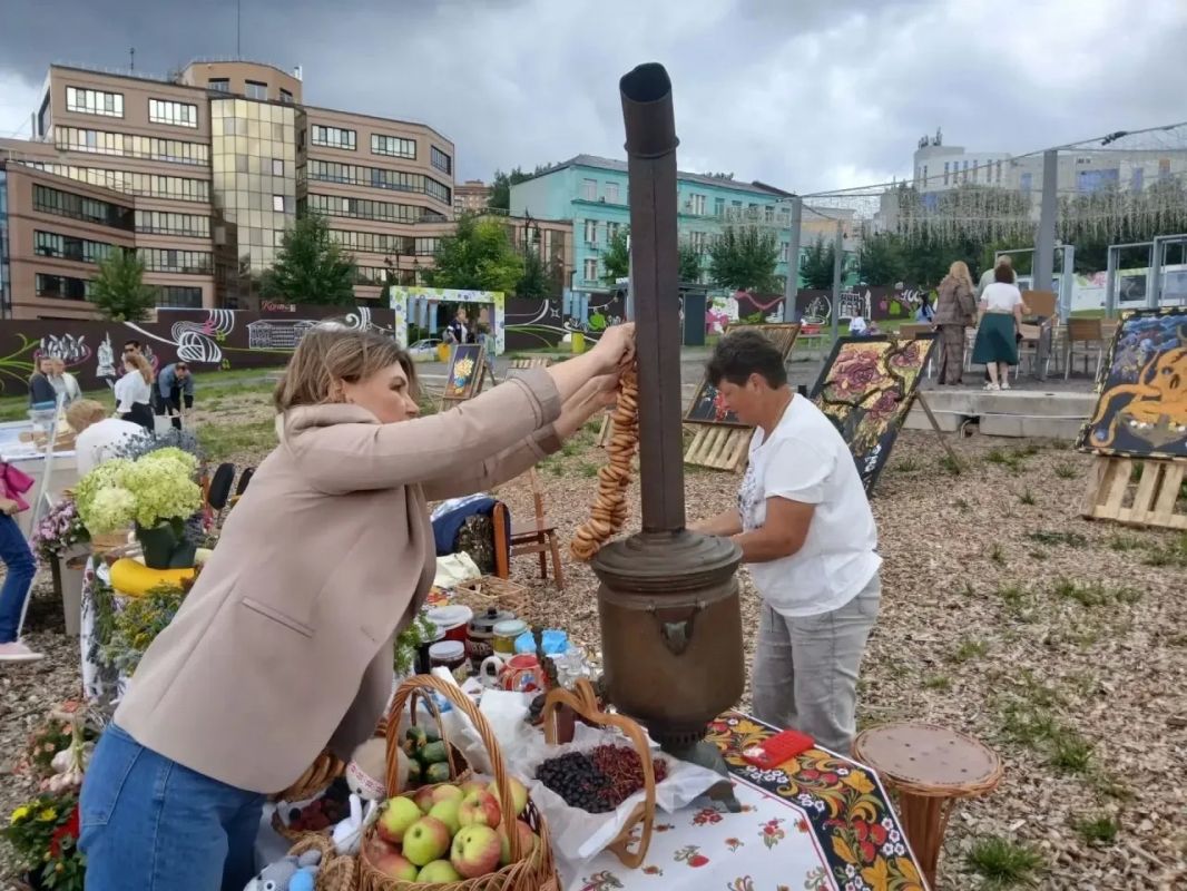Сегодня на Полугоре прошёл замечательный праздник — День Центрального округа! Сегодня на Полугоре прошёл замечательный праздник — День Центрального округа!