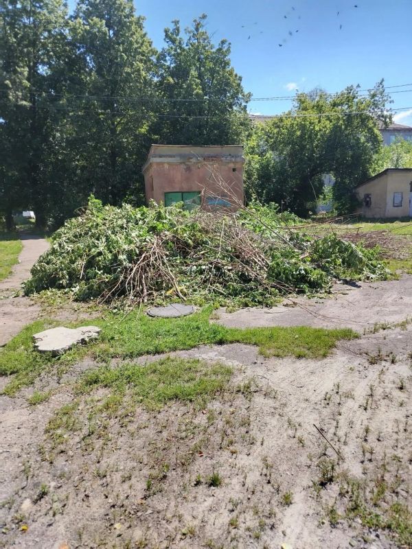 Продолжаем наводить порядок на территории Железнодорожного округа города Курска Продолжаем наводить порядок на территории Железнодорожного округа города Курска