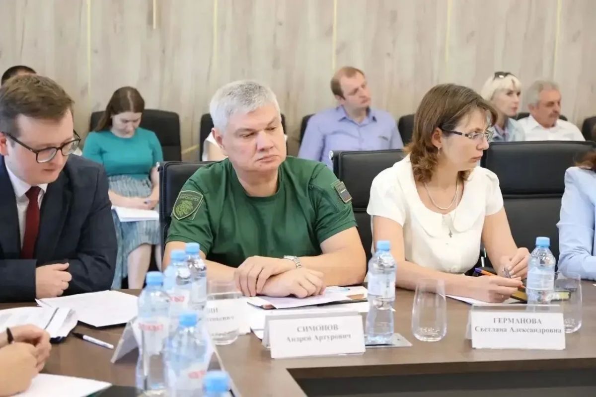 В Курской областной нотариальной палате состоялся круглый стол "Социальные права и гарантии участников КТО" В Курской областной нотариальной палате состоялся круглый стол "Социальные права и гарантии участников КТО"