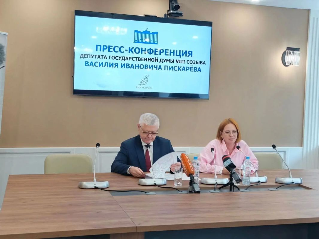 Василий Пискарев принял более двух тысяч обращений от курян Василий Пискарев принял более двух тысяч обращений от курян