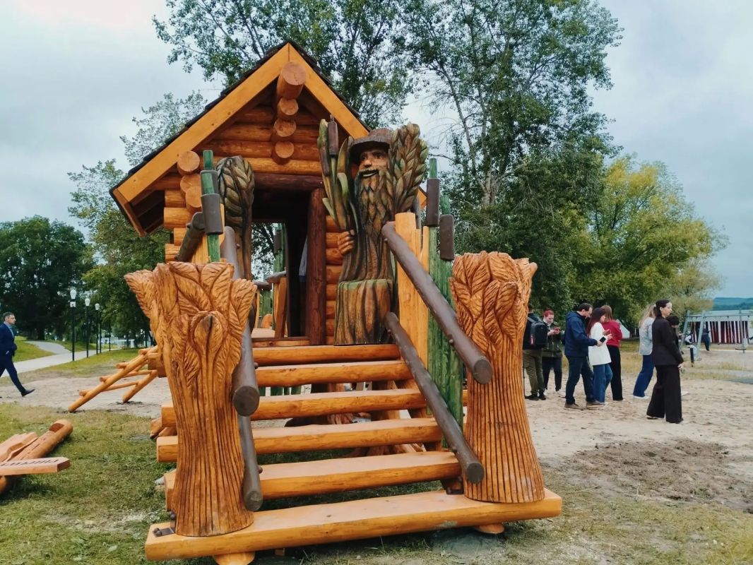 Александр Хинштейн посетил с рабочей поездкой Курчатов Александр Хинштейн посетил с рабочей поездкой Курчатов