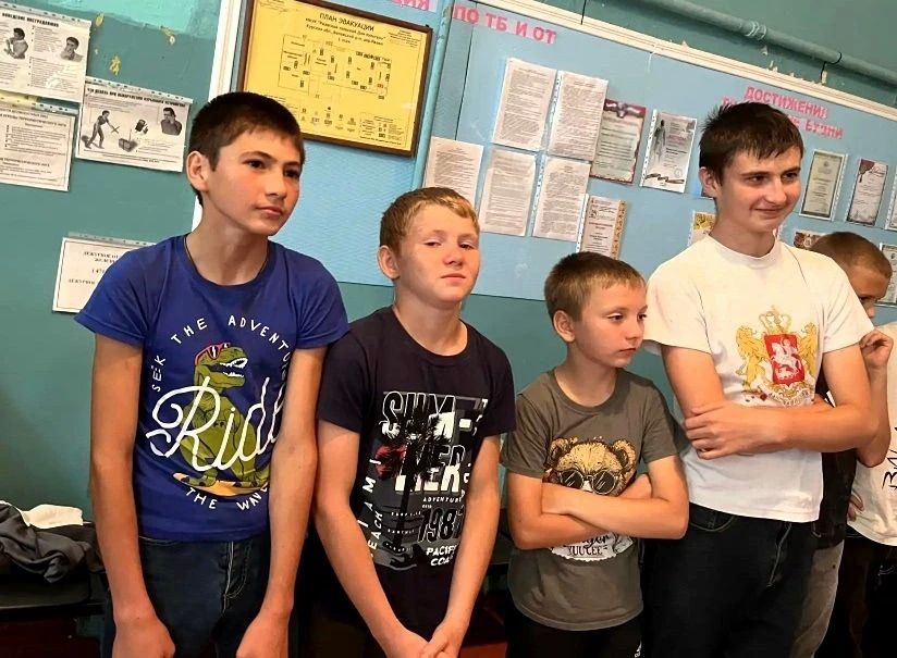 В Ржавском Доме культуры для детей прошло весёлое и тёплое мероприятие под названием «Мирись, мирись, мирись» В Ржавском Доме культуры для детей прошло весёлое и тёплое мероприятие под названием «Мирись, мирись, мирись»