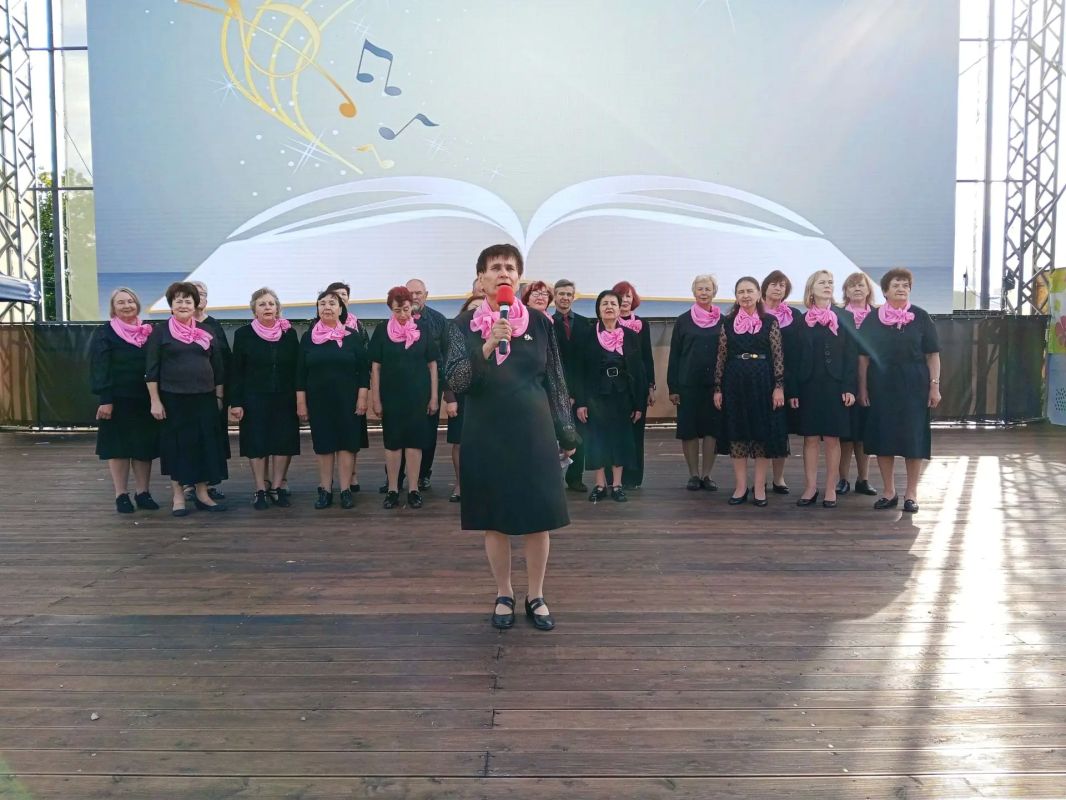 На "Полугоре" отметили Международный день дружбы На "Полугоре" отметили Международный день дружбы