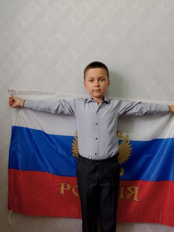 Привет всем! Я «Стриж», и сегодня хочу рассказать вам о невероятном герое — командире «Аиде» из спецназа «Ахмат»! Вы, наверное, часто видите его в новостях Привет всем! Я «Стриж», и сегодня хочу рассказать вам о невероятном герое — командире «Аиде» из спецназа «Ахмат»! Вы, наверное, часто видите его в новостях