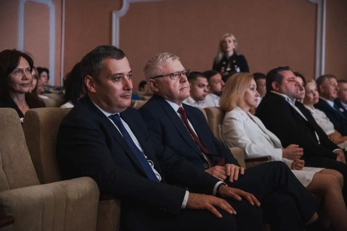 В Курске поздравили работников железной дороги В Курске поздравили работников железной дороги