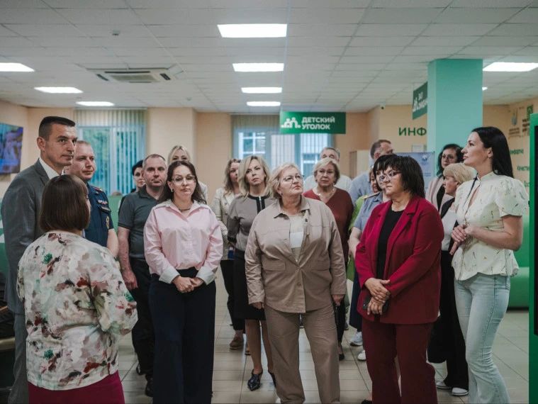 Курске на базе семейного МФЦ «Возрождение» обсудили защиту прав детей Курске на базе семейного МФЦ «Возрождение» обсудили защиту прав детей