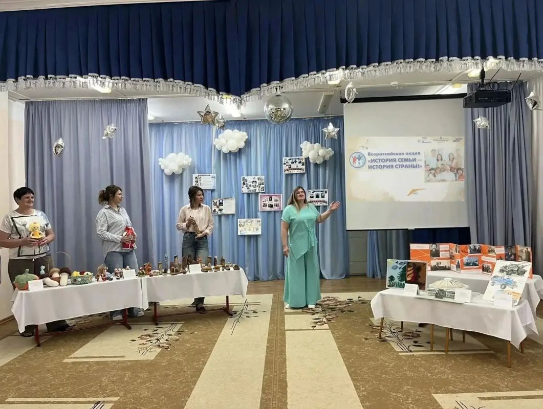 В Курском детдсаду открылась выставка детско-родительского творчества В Курском детдсаду открылась выставка детско-родительского творчества