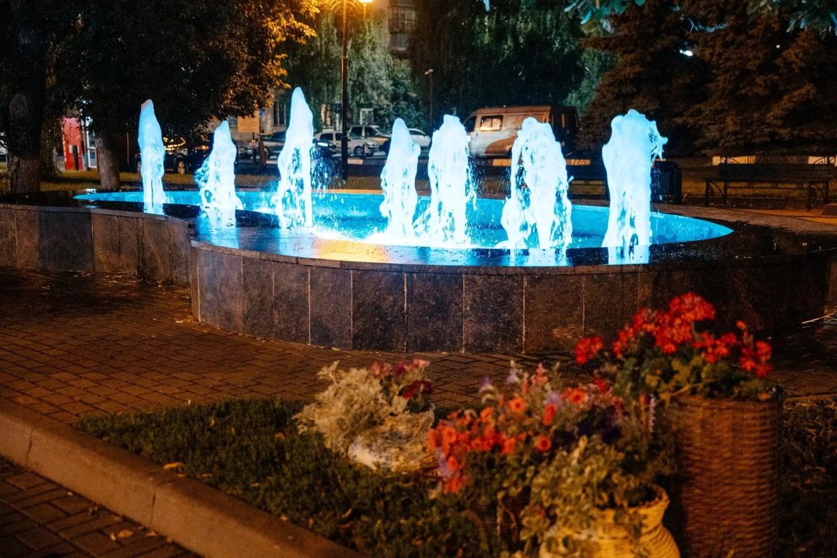 Центр Курска превратят в город-сад ко Дню города Центр Курска превратят в город-сад ко Дню города