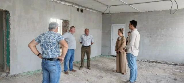 Дьяконовскую школу готовят к учебному году Дьяконовскую школу готовят к учебному году
