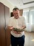 Маленькую пустельгу передали на реабилитацию в курский центр «Эко-Парк»