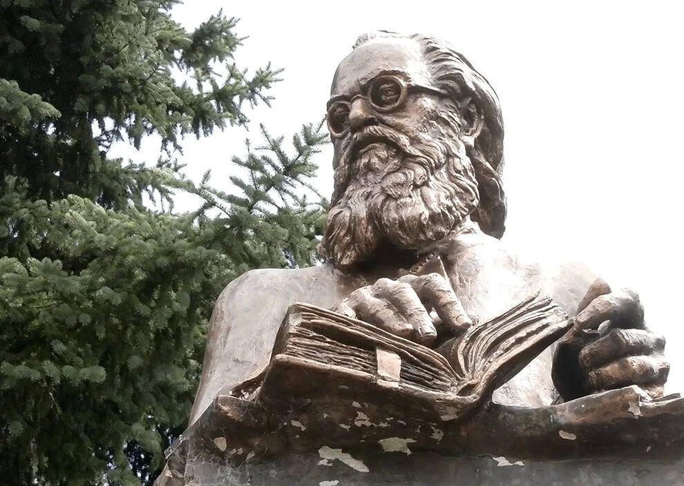 В Курской области создадут оргкомитет по празднованию 150-летия со дня рождения Луки Крымского