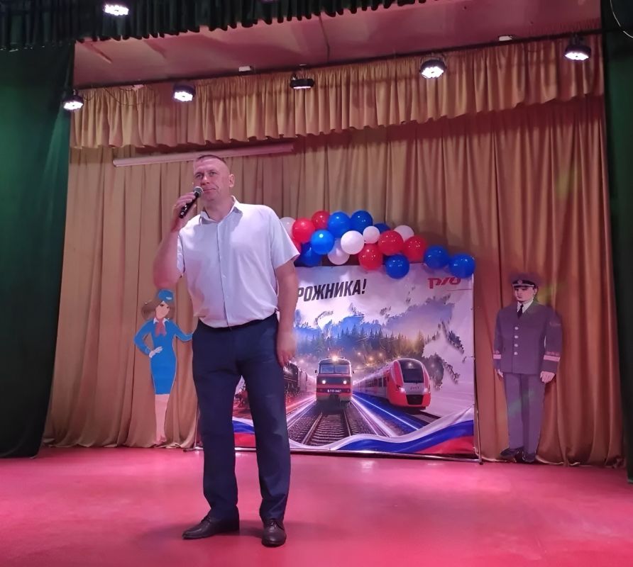 В Новокасторном отметили День железнодорожника В Новокасторном отметили День железнодорожника