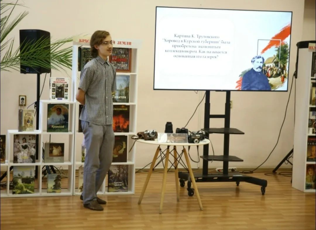Юные книгочеи примерили образ курских крестьян Юные книгочеи примерили образ курских крестьян