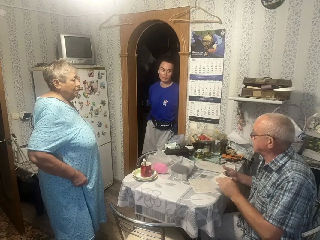 Игорь Кастюкевич: Курская область. В волонтерском лагере Единой России «Курский рубеж» запустили медицинское направление помощи Игорь Кастюкевич: Курская область. В волонтерском лагере Единой России «Курский рубеж» запустили медицинское направление помощи