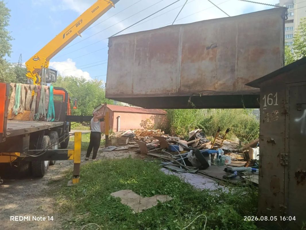 В Курске снесли 19 незаконно установленных гаражей В Курске снесли 19 незаконно установленных гаражей