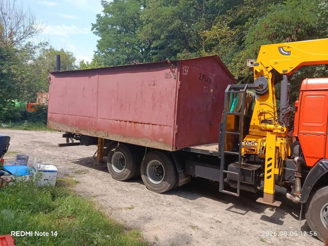 В Курске на улице Орловской начали снос незаконных гаражей В Курске на улице Орловской начали снос незаконных гаражей