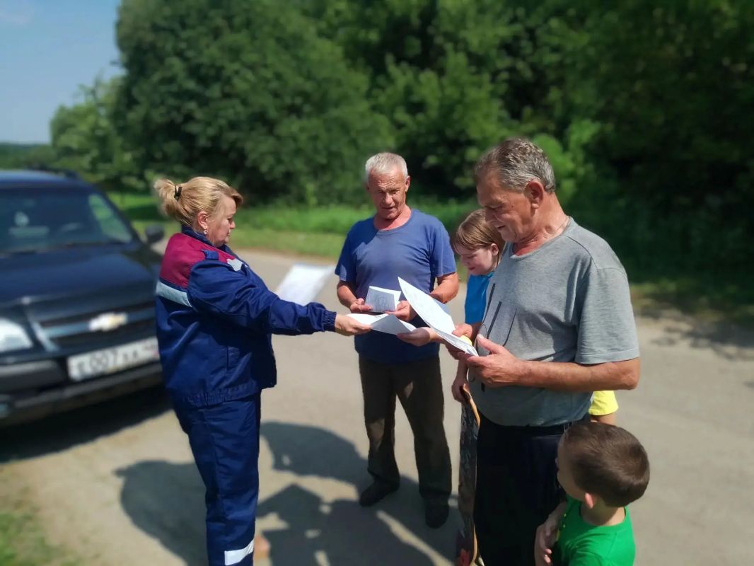 Профилактический рейд в д. Дюмина Октябрьского района Профилактический рейд в д. Дюмина Октябрьского района