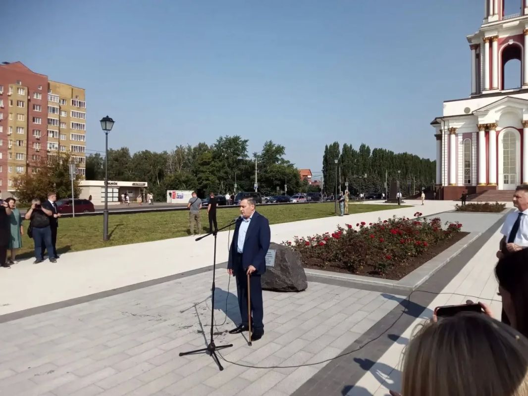 Куряне почтили память погибших во вторую годовщину вторжения ВСУ Куряне почтили память погибших во вторую годовщину вторжения ВСУ
