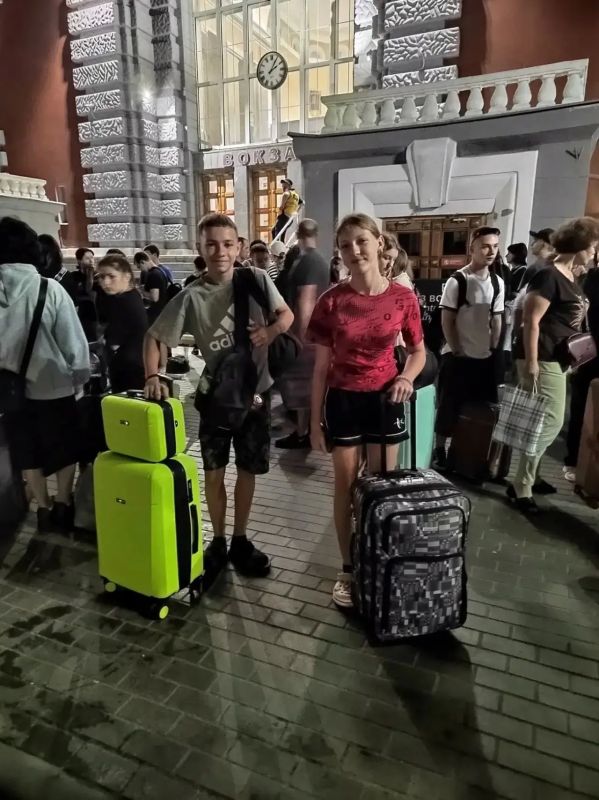 Организованный отдых детей в Дмитриевском районе активно продолжается Организованный отдых детей в Дмитриевском районе активно продолжается