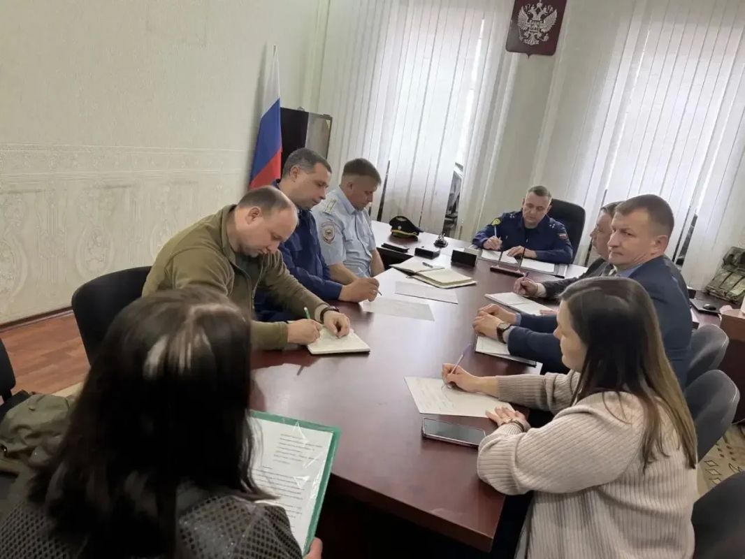 По итогам личного приема первого заместителя прокурора области восстановлены права жителей Рыльского района По итогам личного приема первого заместителя прокурора области восстановлены права жителей Рыльского района
