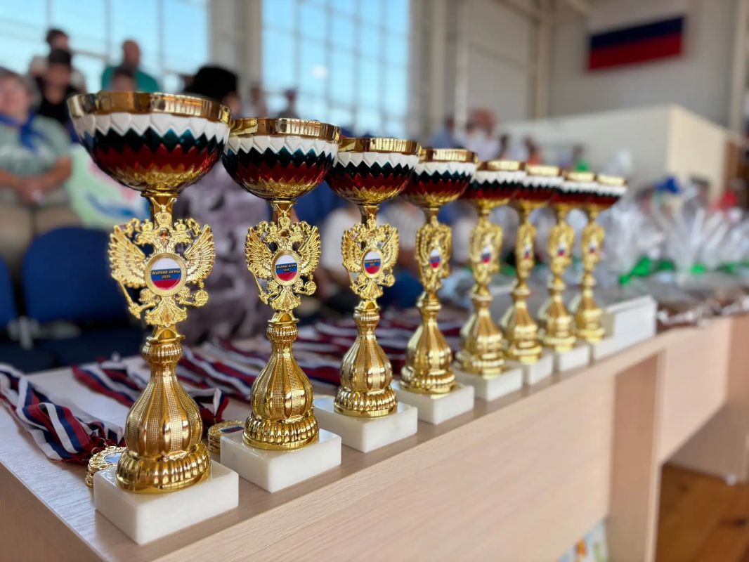В Солнцевском физкультурнооздоровительном комплексе «Луч» прошла IV летняя спартакиада «Жаркие игры», объединившая воспитанников и специалистов организаций социального обслуживания семьи и детей Курской области В Солнцевском физкультурнооздоровительном комплексе «Луч» прошла IV летняя спартакиада «Жаркие игры», объединившая воспитанников и специалистов организаций социального обслуживания семьи и детей Курской области