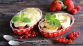 Нежный десерт с ягодами и апельсиновым сабайоном