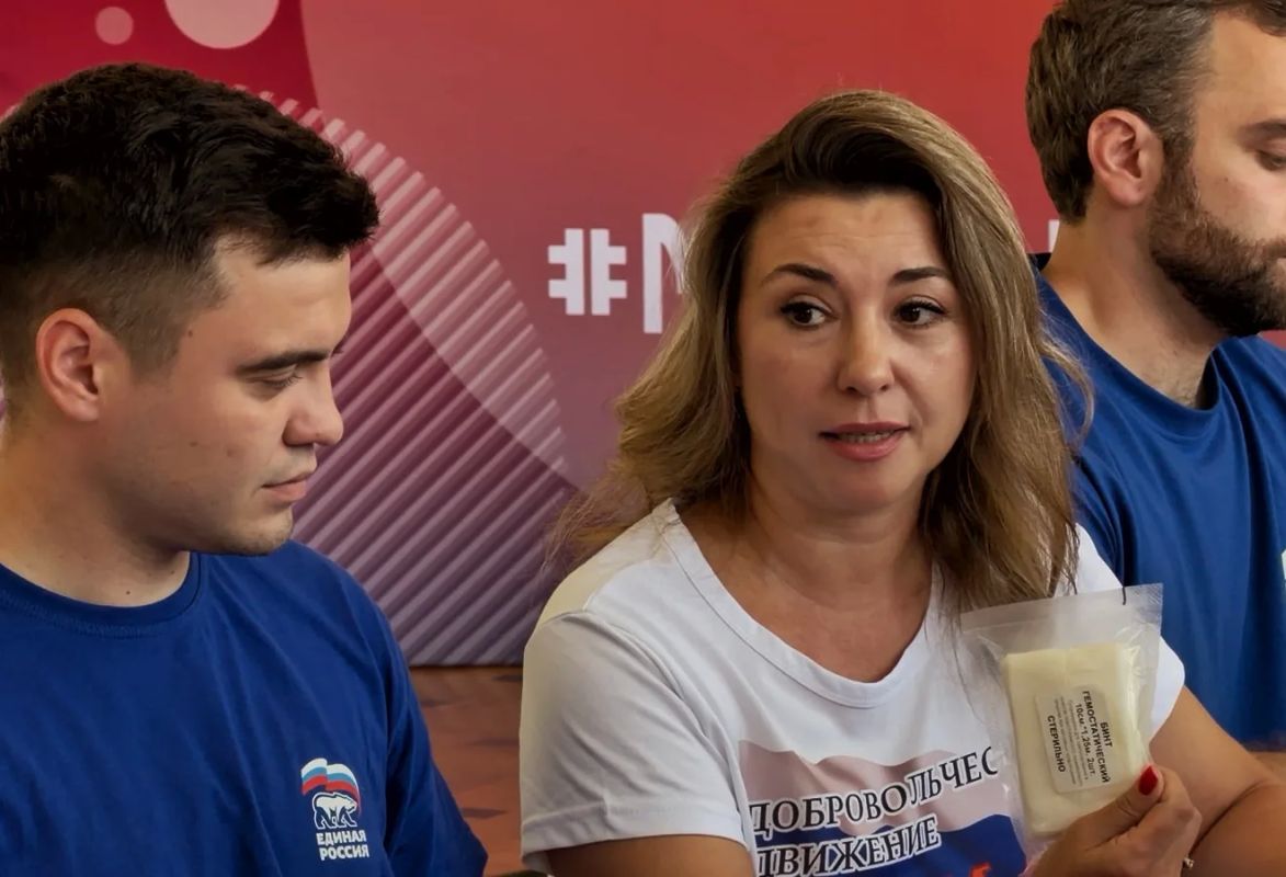 Побывал на встрече губернатора Курской области Александра Хинштейна с волонтерами и добровольцами Побывал на встрече губернатора Курской области Александра Хинштейна с волонтерами и добровольцами
