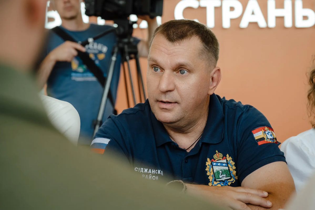 Александр Хинштейн: Два года назад 7 августа, сразу после вторжения ВСУ, в регионе был создан гуманитарный штаб Александр Хинштейн: Два года назад 7 августа, сразу после вторжения ВСУ, в регионе был создан гуманитарный штаб