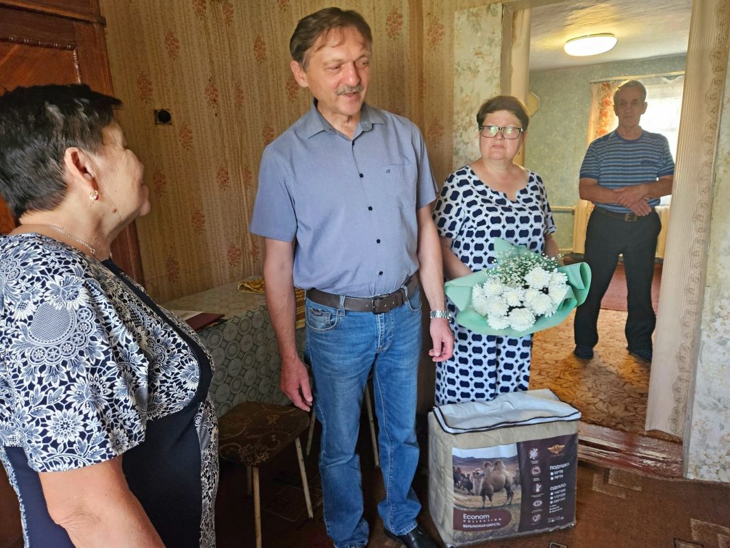 Ветерану Великой Отечественной войны Николаю Петровичу Малыхину исполнилось 103 года Ветерану Великой Отечественной войны Николаю Петровичу Малыхину исполнилось 103 года