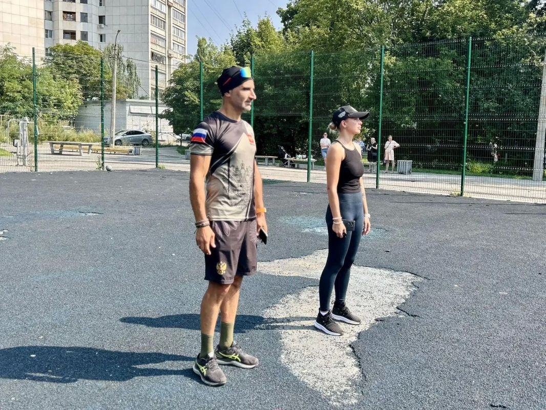 В Курске прошла Всероссийская соседская зарядка В Курске прошла Всероссийская соседская зарядка