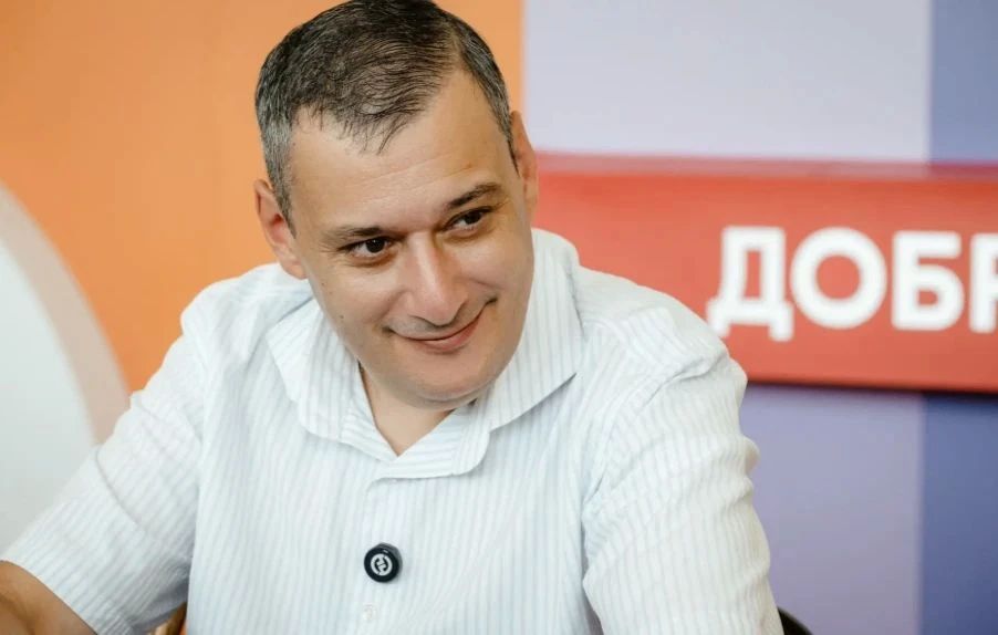 Александр Хинштейн: Волонтеры, вы — настоящая опора и гордость Курской земли Александр Хинштейн: Волонтеры, вы — настоящая опора и гордость Курской земли