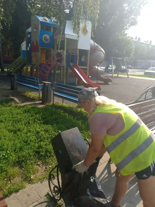 За неделю из парков и скверов Курска убрали 68 тонн мусора