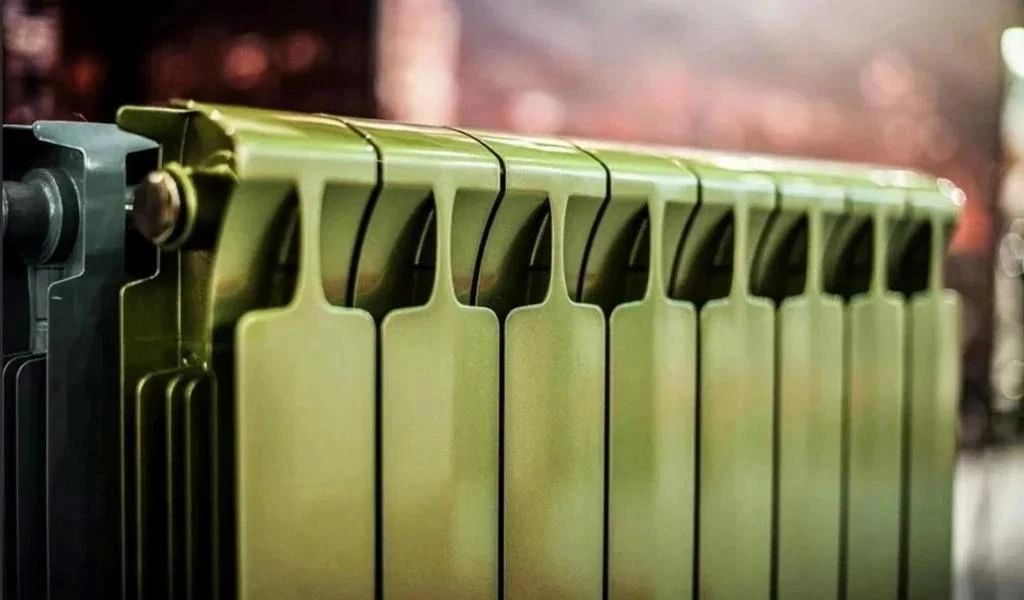 В Курске продолжают готовить жилищный фонд к новому отопительному сезону