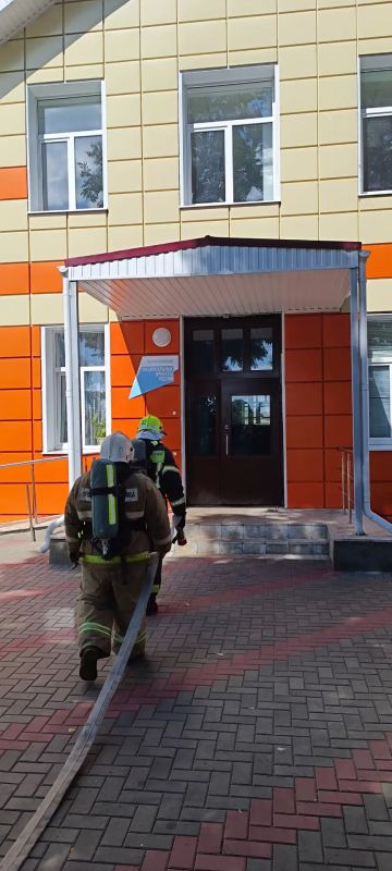 Безопасность школы к новому учебному году Безопасность школы к новому учебному году