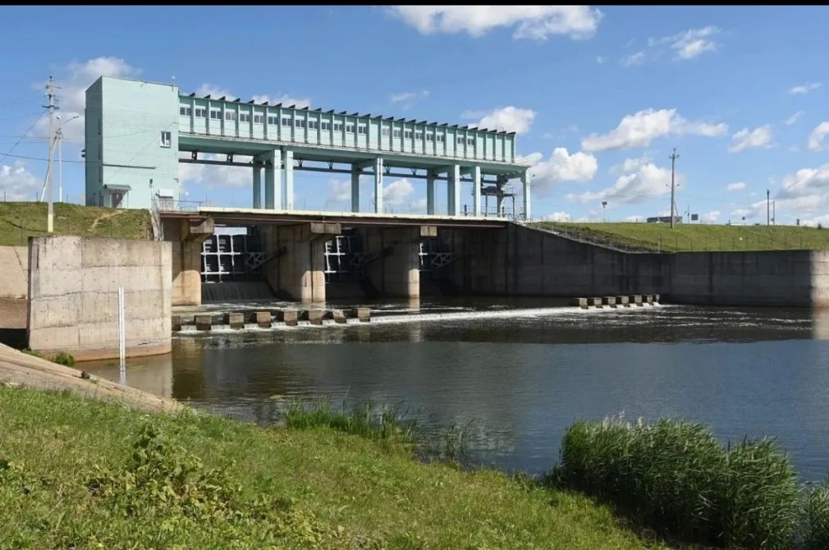 На Курском водохранилище в Курском районе в рамках реконструкции ведут инженерно-геологические изыскания