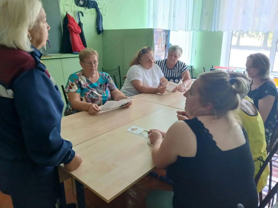 Проверка противопожарного водоснабжения проведена в двух школах Курского района Проверка противопожарного водоснабжения проведена в двух школах Курского района