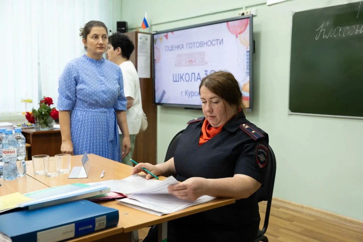 Эксперты положительно оценили подготовку школ №39 и 20 к началу учебного года Эксперты положительно оценили подготовку школ №39 и 20 к началу учебного года