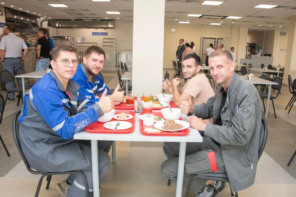 Обед с видом на Курскую АЭС-2 Обед с видом на Курскую АЭС-2